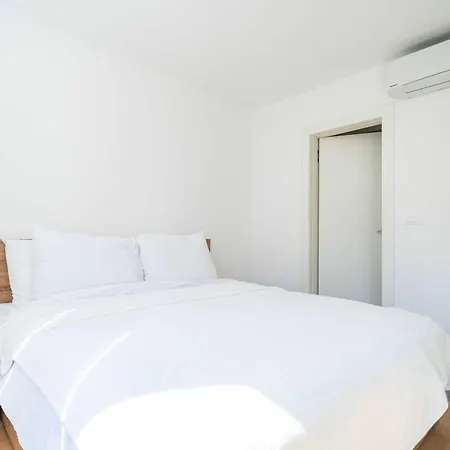 Apartment Claudia *