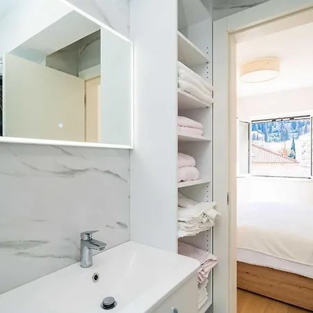 Apartament Claudia *